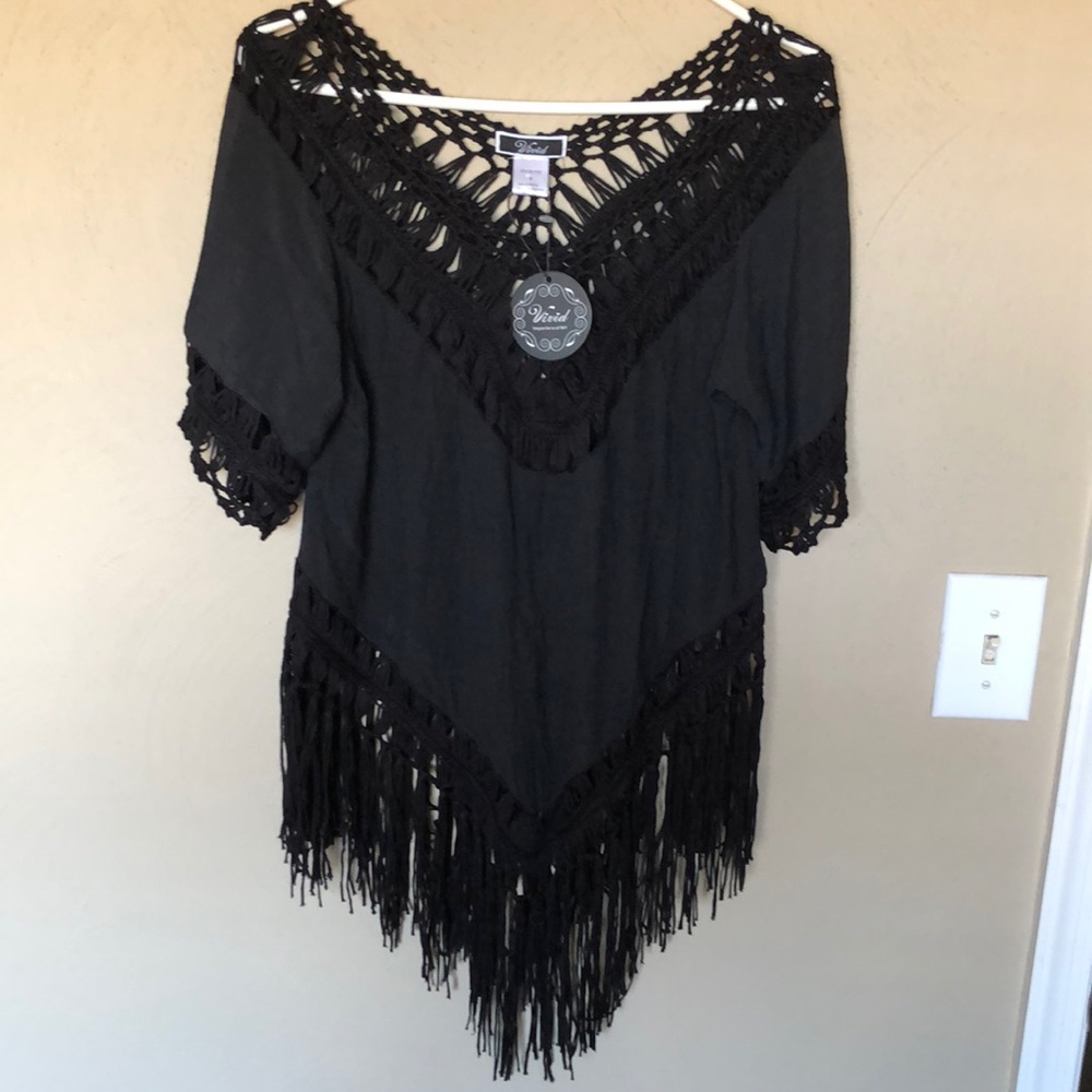 🔥BEAUTIFUL brand new with tags black shirt.